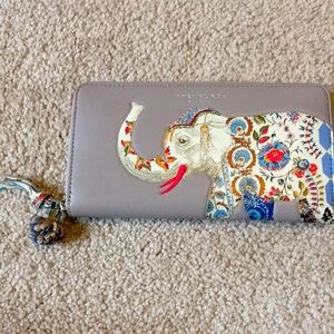Tory Burch Wallet
